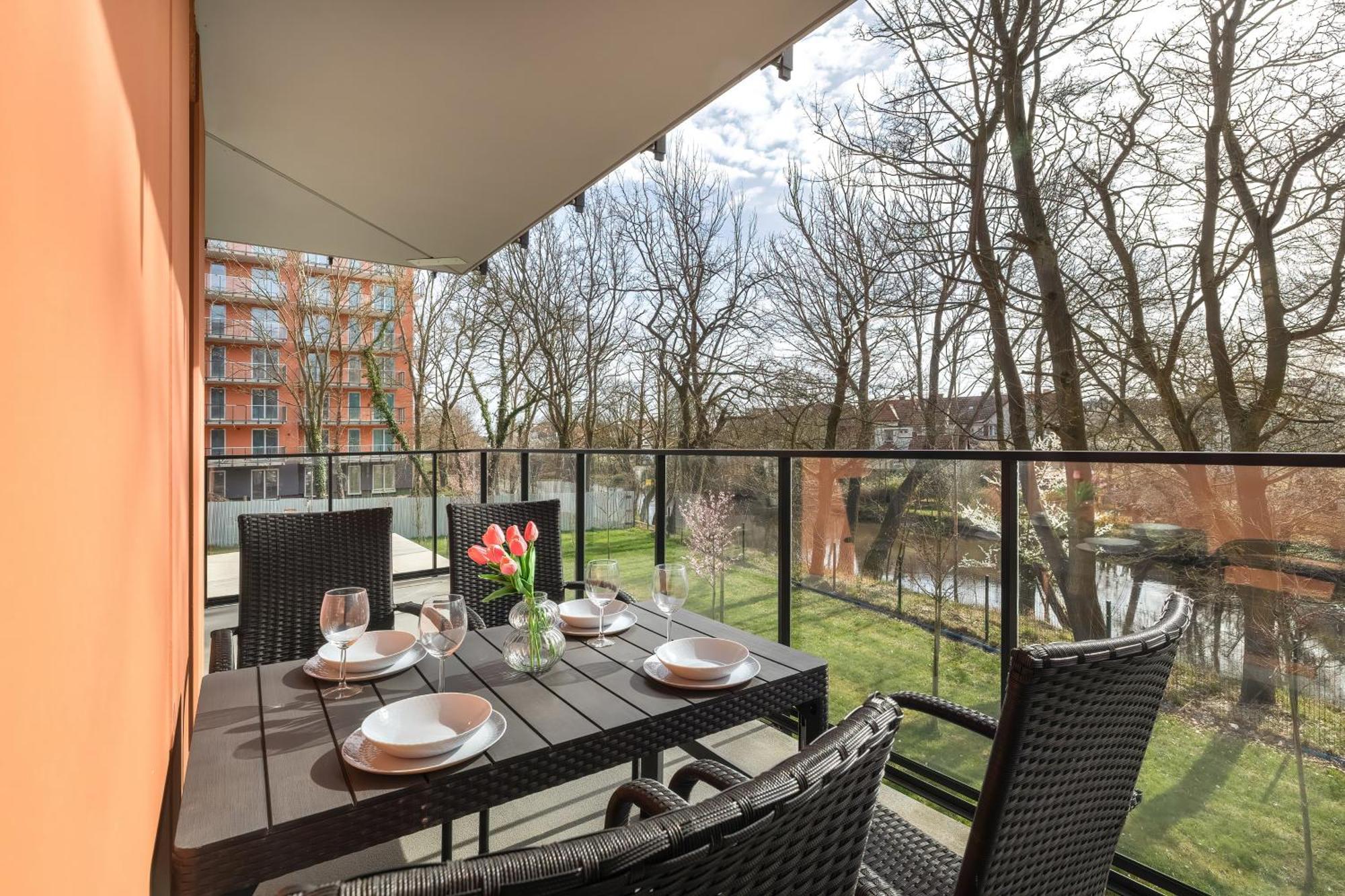 Stylish Apartment Wyspa Solna By Renters Prestige كولوبرزيغ المظهر الخارجي الصورة